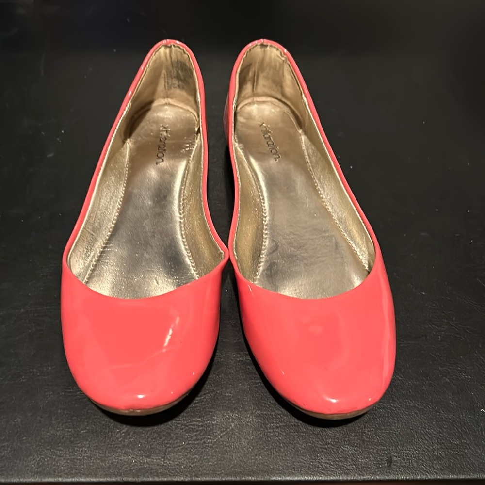 Coral Coloured Flats Sz 7